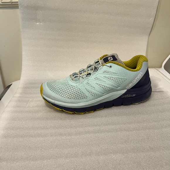 Salomon Vibe mint blue green sneakers size 8 worn only a few times - Picture 6 of 13